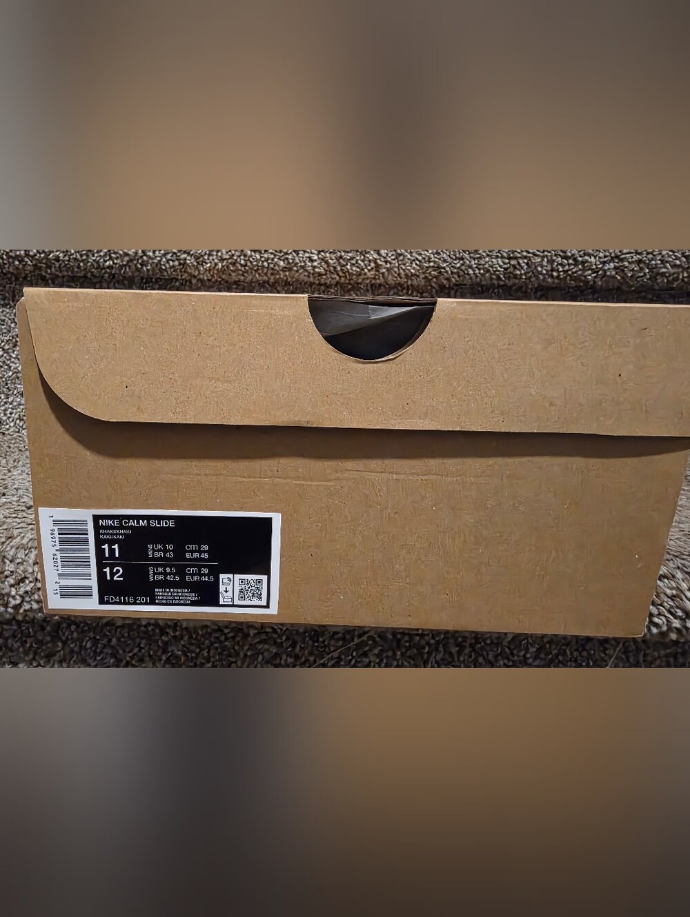Nike Clam Slides/Box with label - Picture 2 of 4